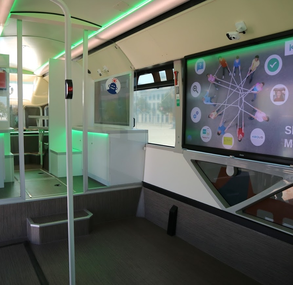 Databuzz interior